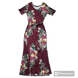 Floral Maxi Dress - Size Medium